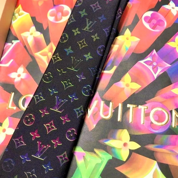 🎁HOLIDAY 25’🎁🆕💯 LOUIS VUITTON  MONOGRAM FUSHIA BLACK MULTI-CLR MOTIF W/TAGS🔥HOT🔥 - Picture 12 of 16